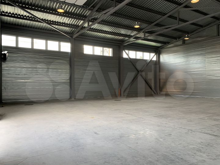 Склад, 550 м²