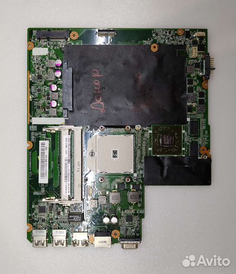 Ноутбук Lenovo Z585 в разборе