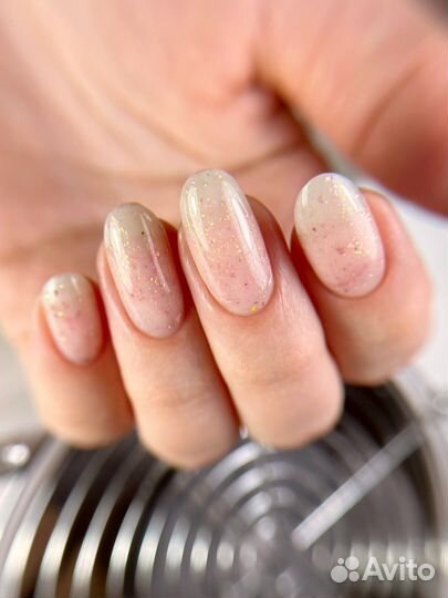 Маникюр и педикюр