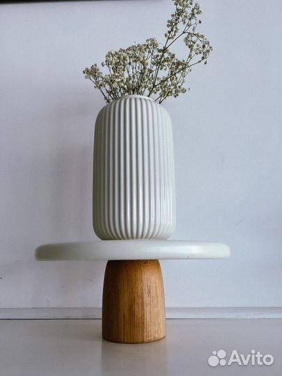 Тортовница на ножке