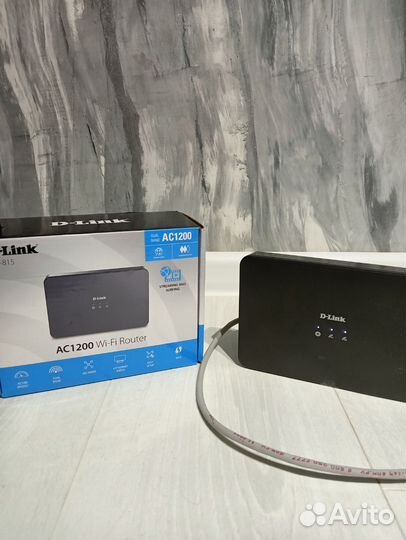 Роутер D-Link DIR 815