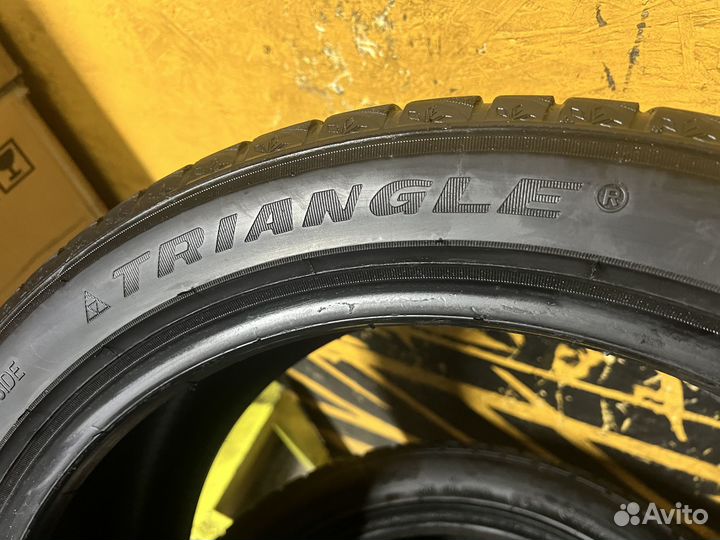 Triangle Snowlink PL02 225/45 R18