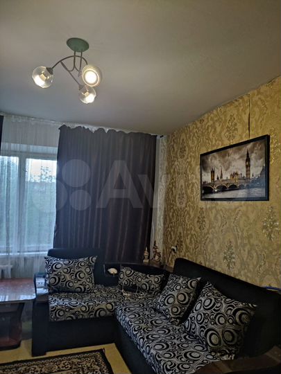 2-к. квартира, 52 м², 4/9 эт.