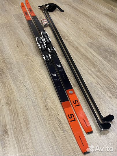 Беговые лыжи atomic