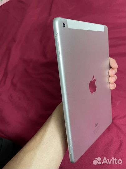 Планшет apple iPad air