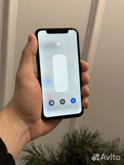 iPhone X, 64 ГБ