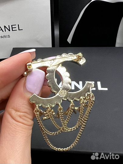 Брошь chanel