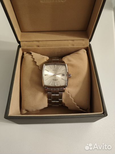 Очень редкие премиальные часы Seiko sara011