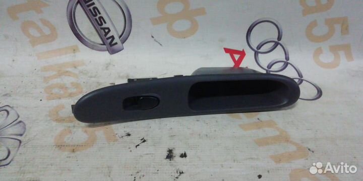 Блок управления стеклоподъемниками правая Lanos