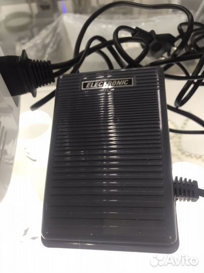 Швейная машина Brother js25