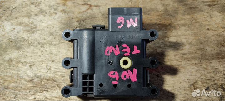 Сервопривод заслонки отопителя Mazda 6 gg