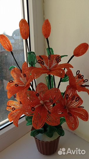 Цветы из бисера