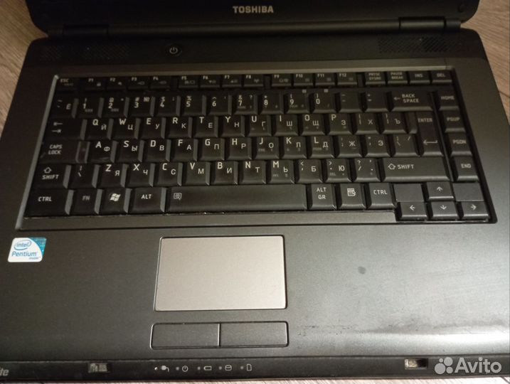 Ноутбук Toshiba satellite l300 на запчасти