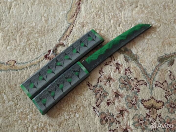 Ножик из стандофф 2 Tanto Malohit