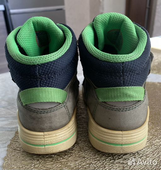 Ecco ботинки 31