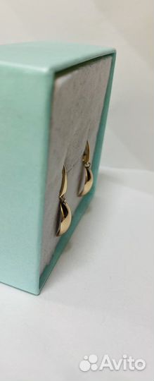 Золотые серьги