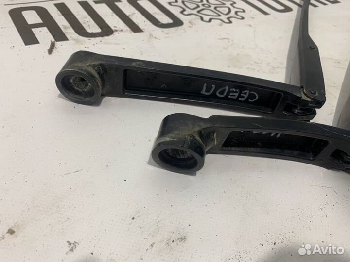 Поводок стеклоочистителя Kia Ceed JD 2012