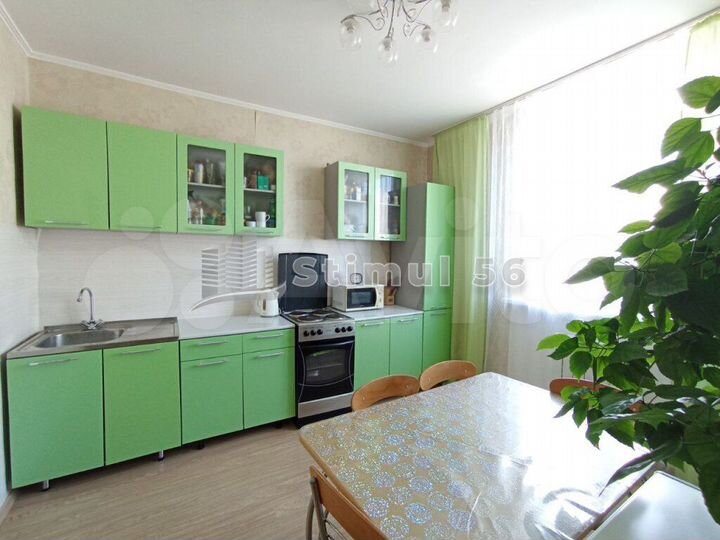 3-к. квартира, 80 м², 7/17 эт.