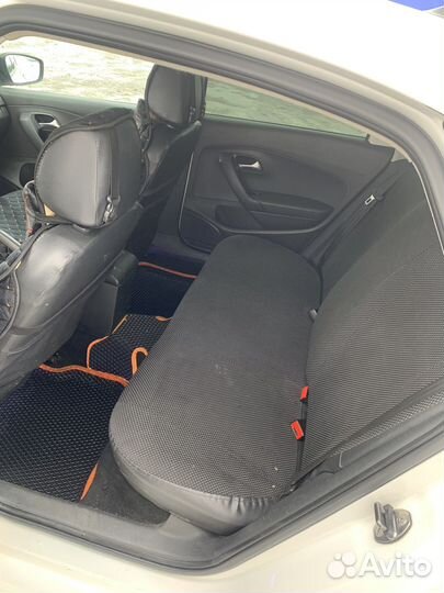 Volkswagen Polo 1.6 МТ, 2010, 281 000 км