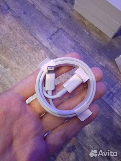Зарядный блок питания 20w Apple + Lightning