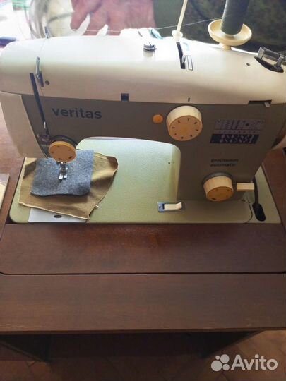 Швейная машинка ножная veritas 8014/35