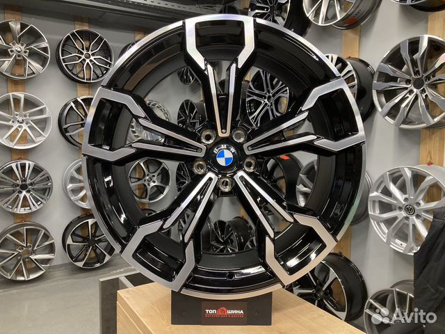 Диски R20 765M стиль на BMW 5 7 Серии X3M X4M