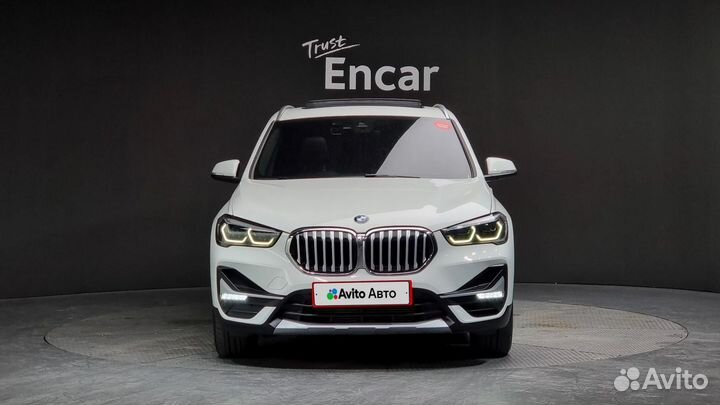 BMW X1 2.0 AMT, 2021, 33 300 км