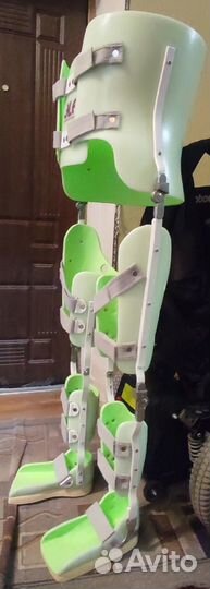 Аппарат на нижние конечности и туловище ортез