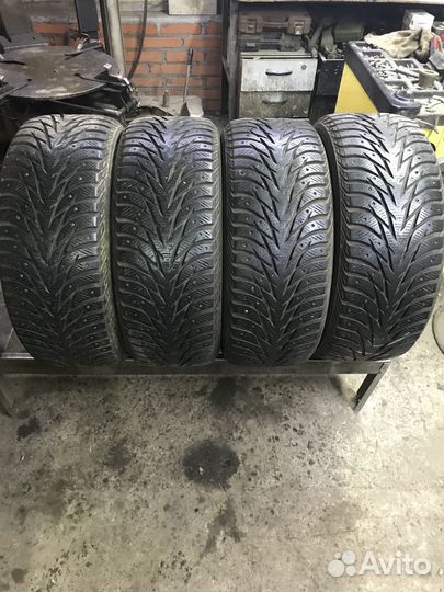 Yokohama Ice Guard IG35 235/55 R17