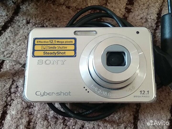 Компактный фотоаппарат