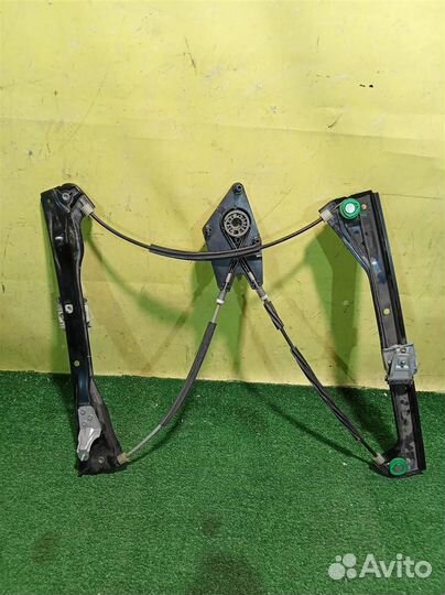 Стеклоподъемник электр. передний правый Volkswage