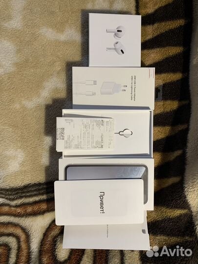 iPhone Xr, 64 ГБ