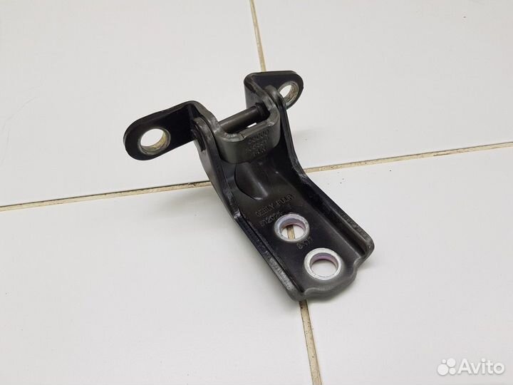 Петля двери передняя правая верхняя