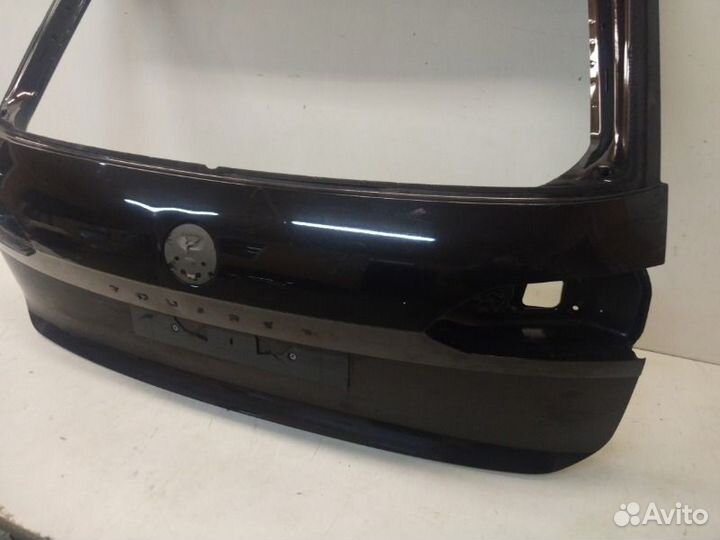 Крышка багажника Volkswagen Touareg 3 2018