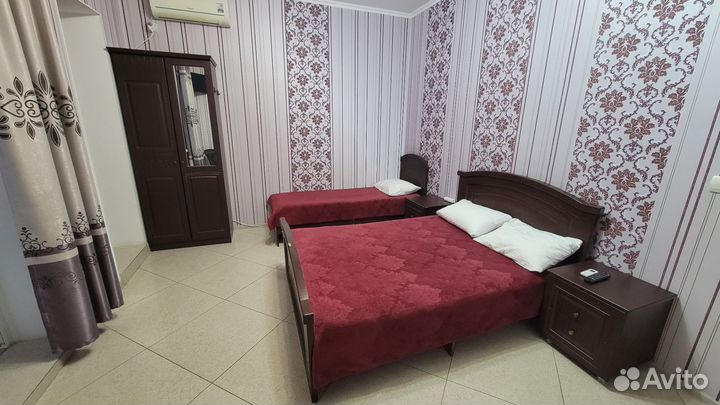 Спальный гарнитур