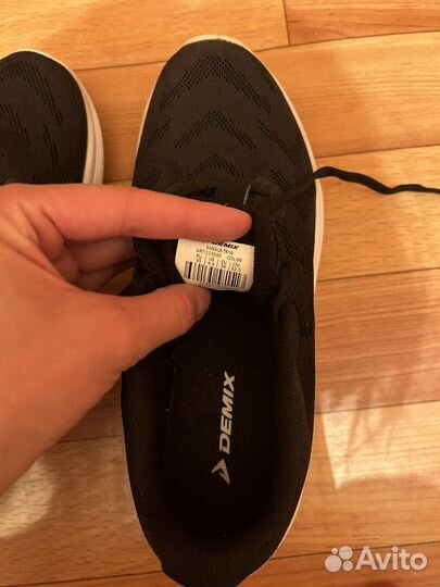 Кроссовки для девочки