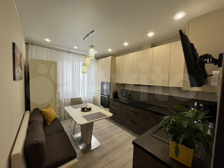 2-к. квартира, 61,2 м², 9/9 эт.