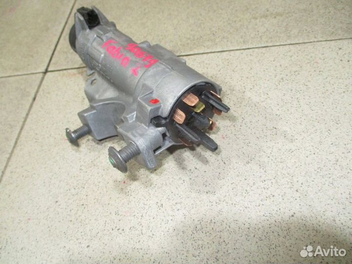 Замок зажигания Skoda Fabia II (5J) 2007-2014