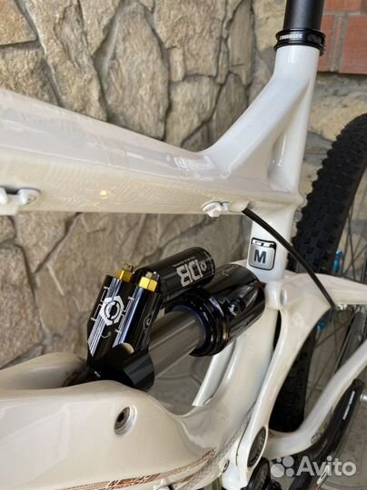 Продам велосипед Downhill двух подвес GT force