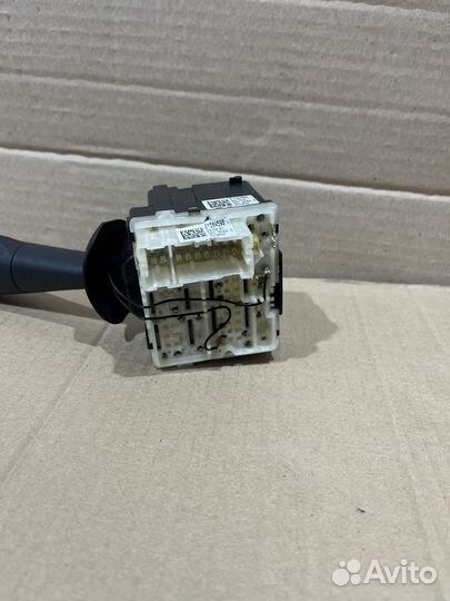 Подрулевой переключатель правый Лада Веста