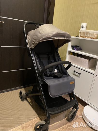 Коляска прогулочная