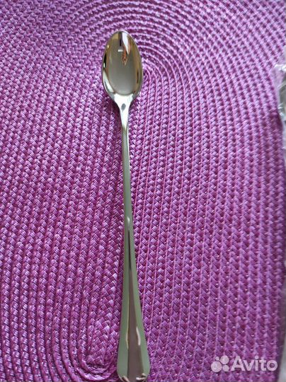 Вилки в комплекте, ложки