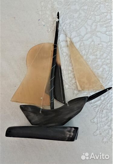 Парусники из кости и черепахи. 60-70-е годы