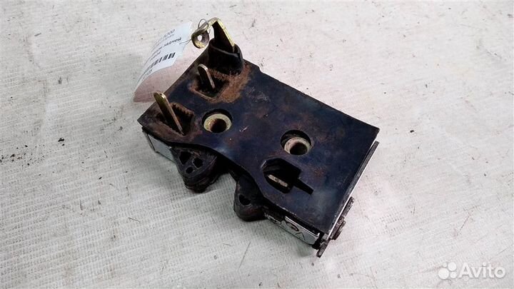 Замок двери задней правой Audi 200 С3 83-91г