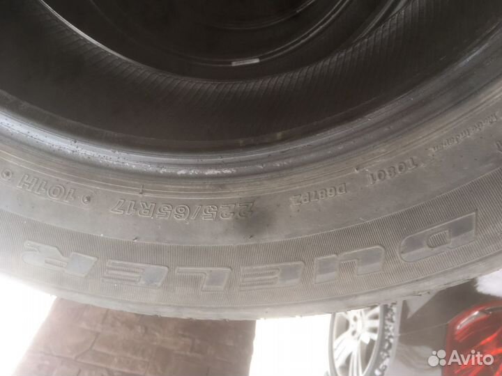 Bridgestone Dueler H/T 225/65 R17