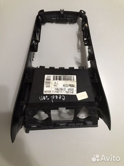 Рамка кпп Кия Сид 2010-2012