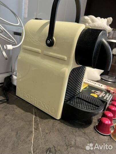 Кофемашина nespresso delonghi