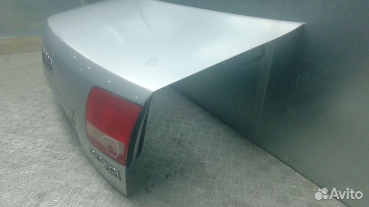 Б/У Б/У Крышка багажника 4E0827023A VAG