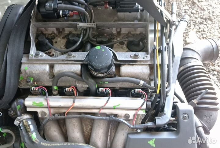 Двигатель Volvo S40 1.8