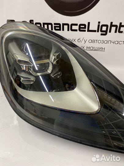 Фара правая adaptive LED porsche cayenne 3